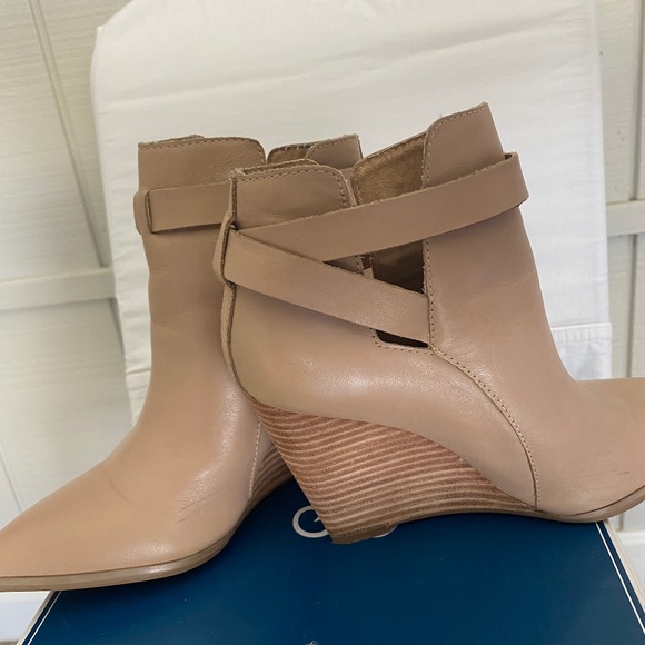 SEYCHELLES Leather Wedge Booties - Picture 4 of 11